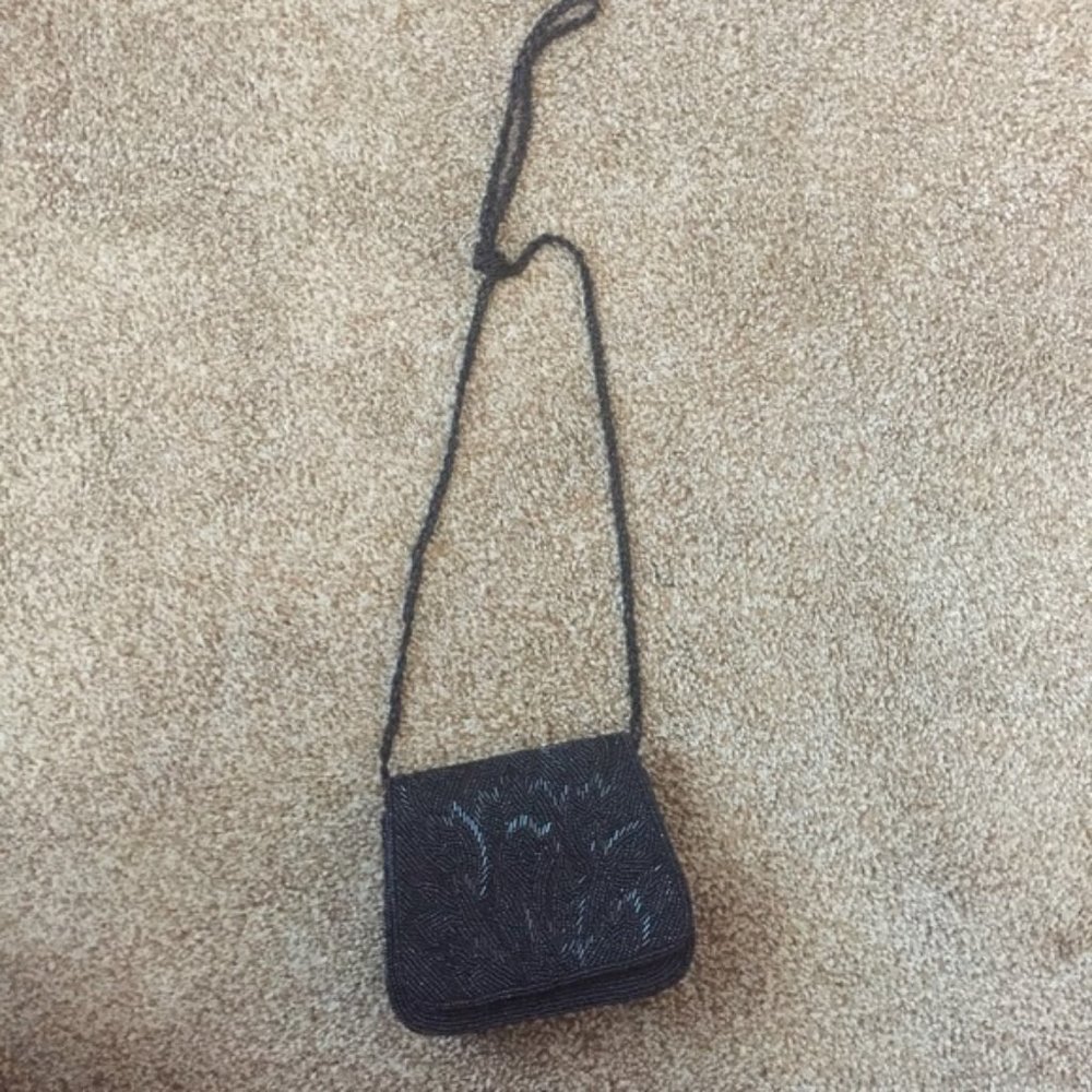 VTG Small black beaded evening shoulder bag